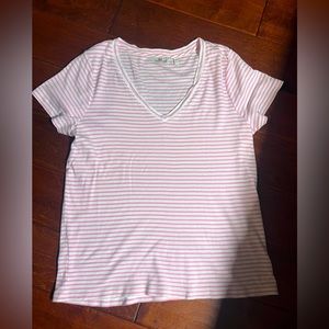 Vineyard Vines women’s size large V-neck  Tee. Pink and white stripe.